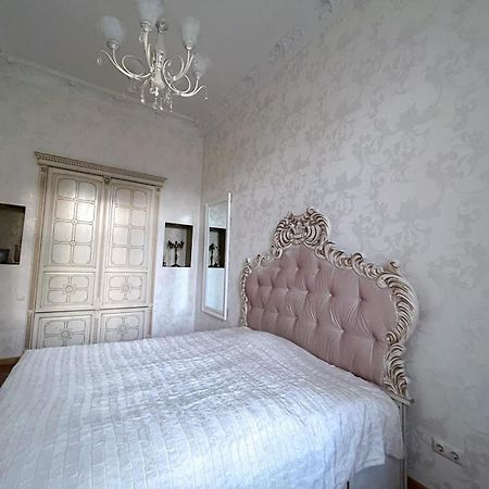GoldenapartmentLwów Zewnętrze zdjęcie